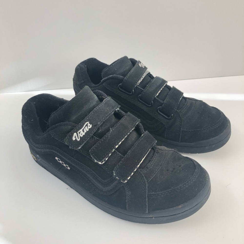 Black vans suede size 7 skater shoes